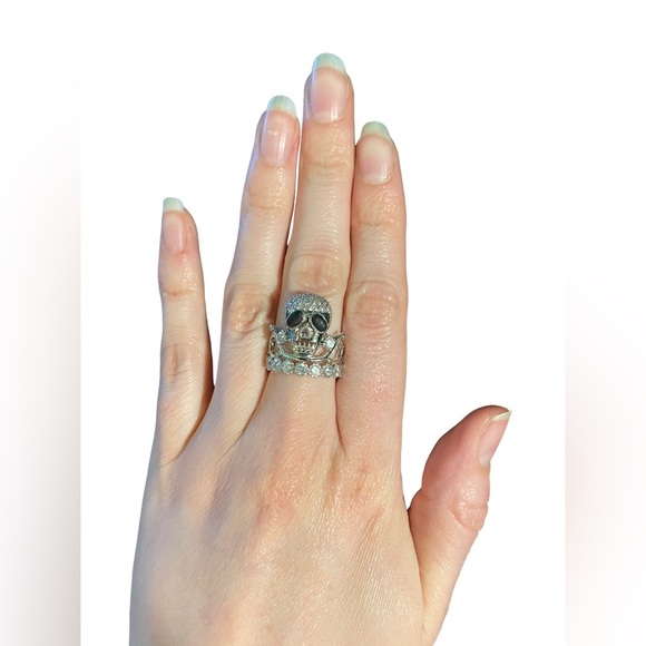 Bling Bling Skull Ring - Picture 2 of 2